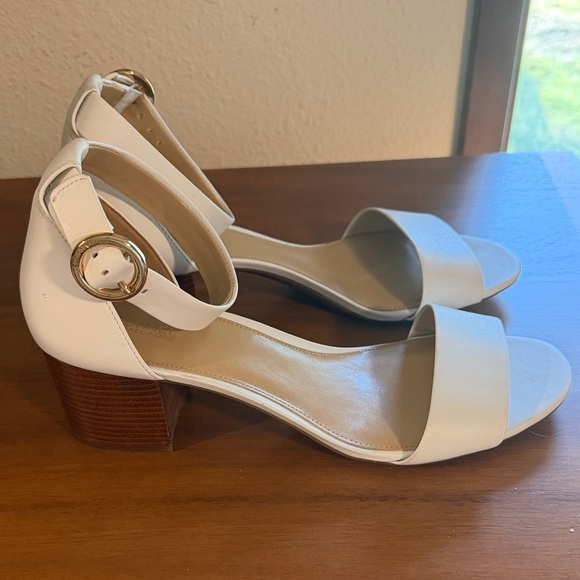 Michael Kors White Women's Heels - Picture 2 of 3